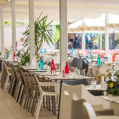 Bluesun Holiday Village Alan 3* Starigrad Paklenica